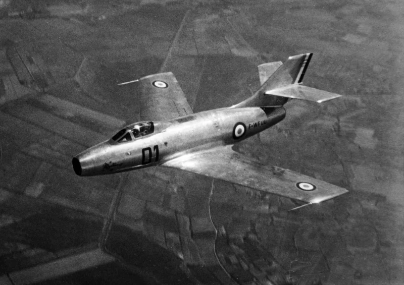 Le Mystère II franchit le mur du son en 1952, une avancée française qui change tout