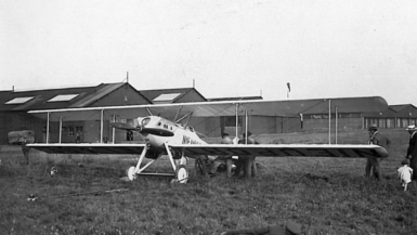Joseph Sadi Lecointe défie les limites du ciel avec un vol record le 30 octobre 1923
