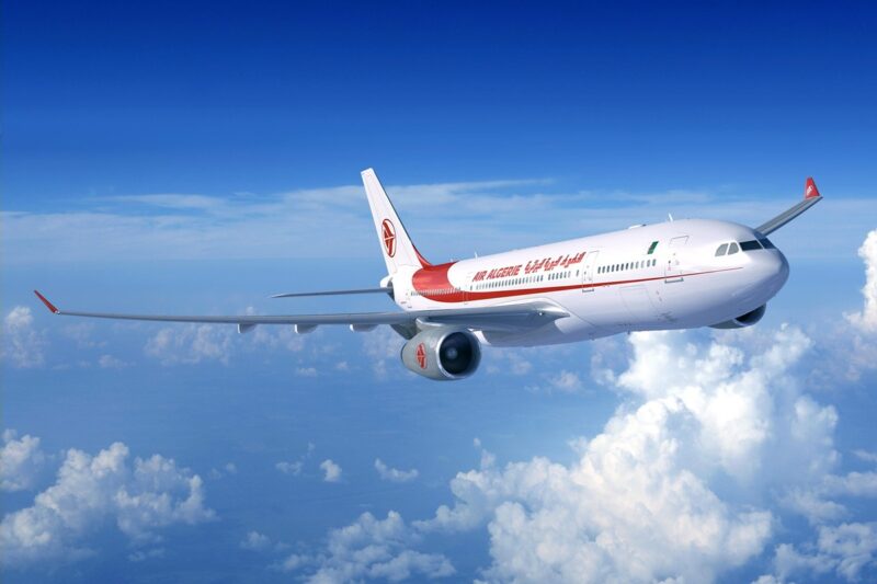 Les voyageurs s'interrogent sur la flambée des prix des vols entre la France et l'Algérie