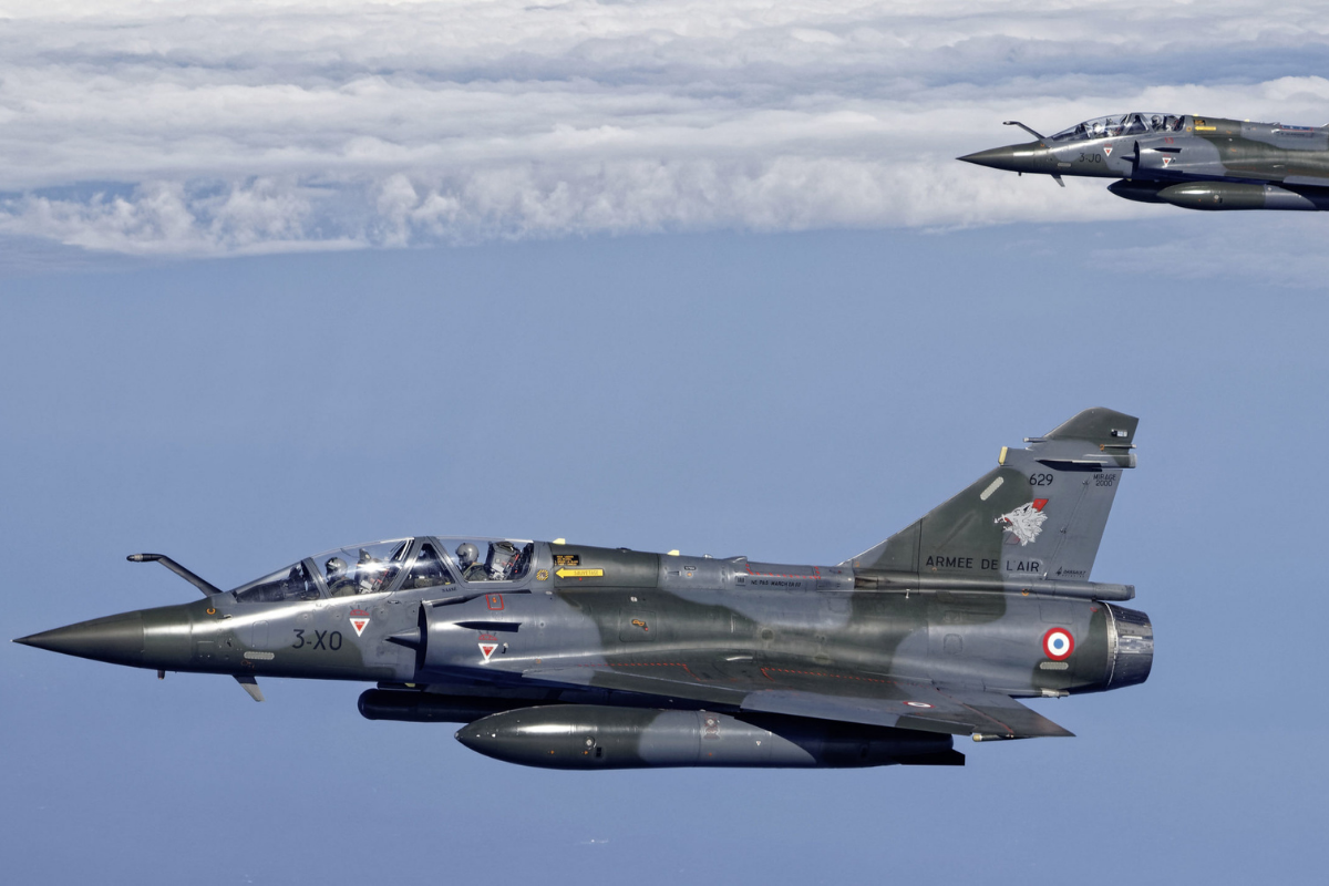 Le futur de l’aviation est là : un Mirage 2000D contrôlé par l’intelligence artificielle en plein vol