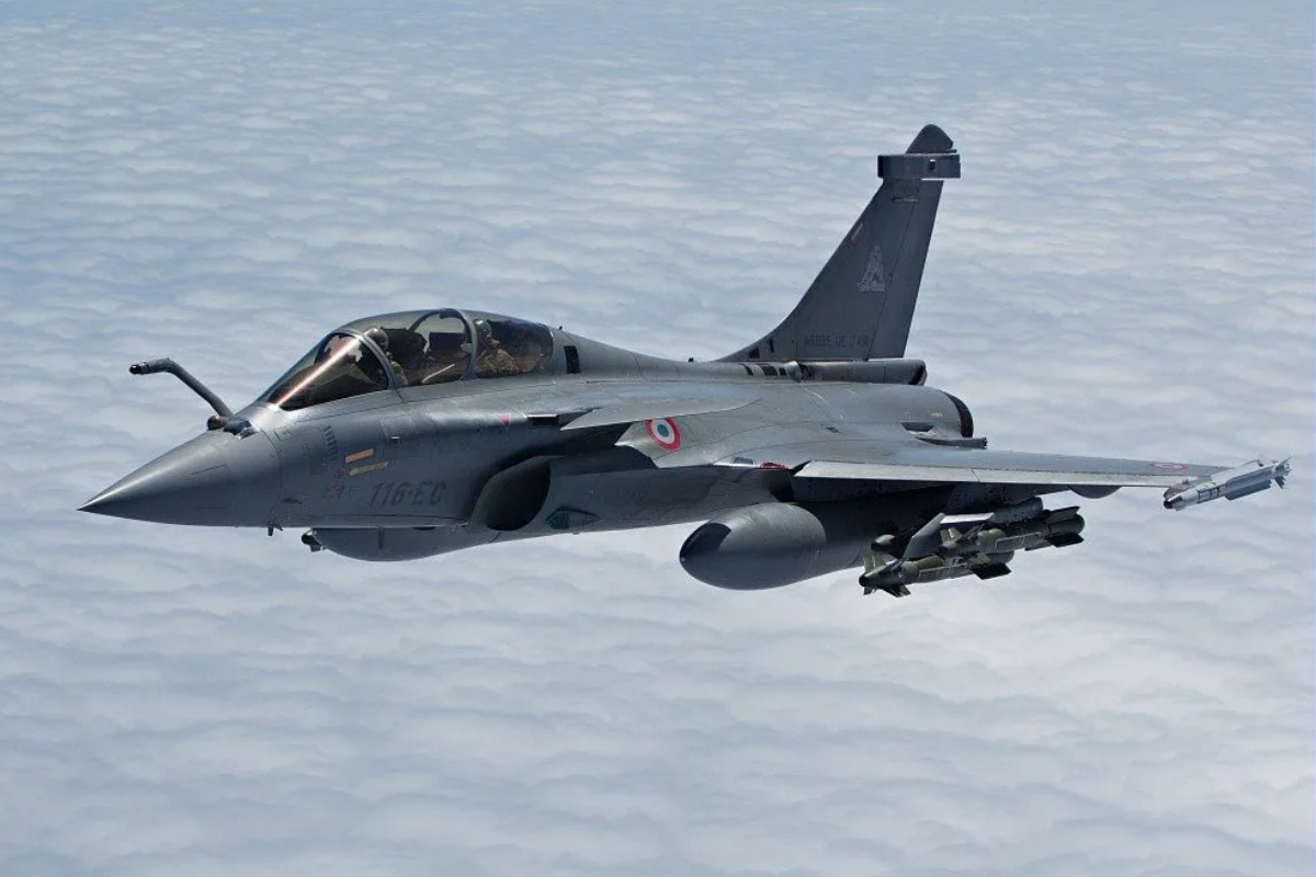 Quand le Rafale et le système SAMP/T unissent leurs forces, l’armée de l’Air dévoile une synergie inédite face aux menaces modernes