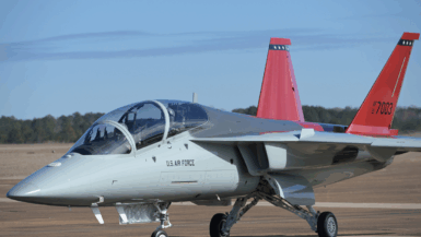 La RAF retire ses avions Hawk T1/T2 avant 2030 : le T-7 Red Hawk de BAE, Boeing et Saab va révolutionner la formation