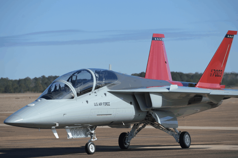 La RAF retire ses avions Hawk T1/T2 avant 2030 : le T-7 Red Hawk de BAE, Boeing et Saab va révolutionner la formation