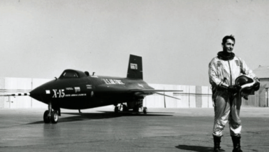 Albert Scott Crossfield avait franchi une vitesse inédite dans le ciel le 20 novembre 1953, un exploit qui a marqué l'histoire de l'aviation