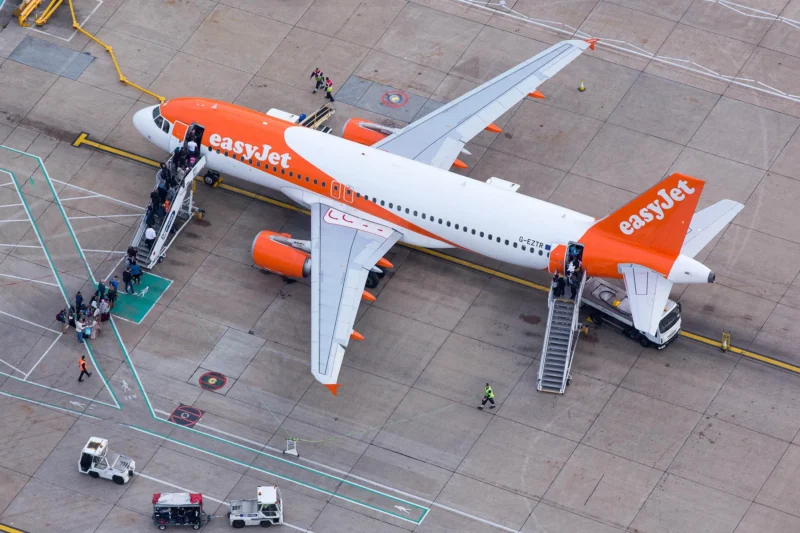 easyJet ouvre de nouvelles routes ensoleillées depuis Lyon pour l'hiver 2025, une aubaine pour les voyageurs