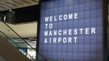 Des milliers de voyageurs bloqués à Manchester après un incident sur la piste