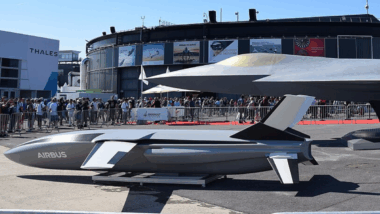 SCAF sous tension : Dassault pointe du doigt les retards d’Airbus et un sénateur met en garde contre un possible échec européen