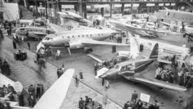 Un adieu mémorable sous la nef du Grand Palais : comment le Salon de l’aviation le 1ᵉʳ décembre 1946 a marqué la fin d’une ère et le début de la conquête moderne du ciel