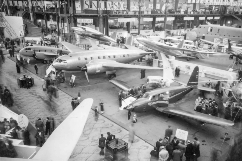 Un adieu mémorable sous la nef du Grand Palais : comment le Salon de l’aviation le 1ᵉʳ décembre 1946 a marqué la fin d’une ère et le début de la conquête moderne du ciel
