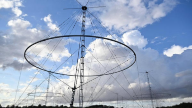 Entre ciel et espace : comment la France scrute la Très Haute Altitude pour sécuriser son territoire et anticiper les objets inconnus