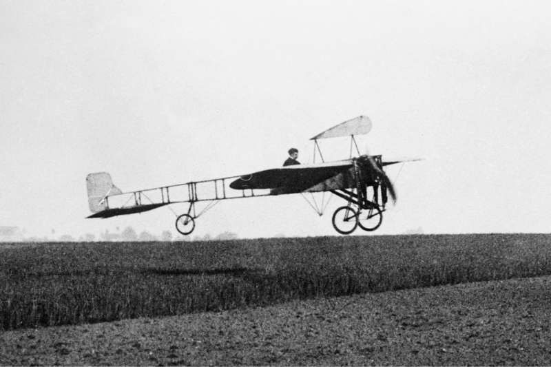 Le 16 d&eacute;cembre 1909, Jacques de Lesseps a pris son envol &agrave; Issy-les-Moulineaux et a r&eacute;alis&eacute; un exploit a&eacute;rien qui a stup&eacute;fi&eacute; la France