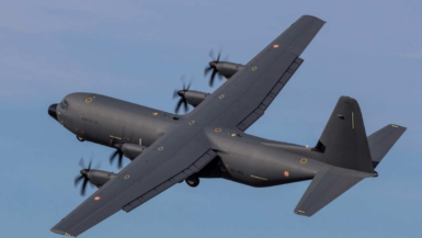 Une avancée majeure pour l’armée de l’air : le Rafale français ravitaillé en vol par le KC-130J, une première qui change la stratégie aérienne