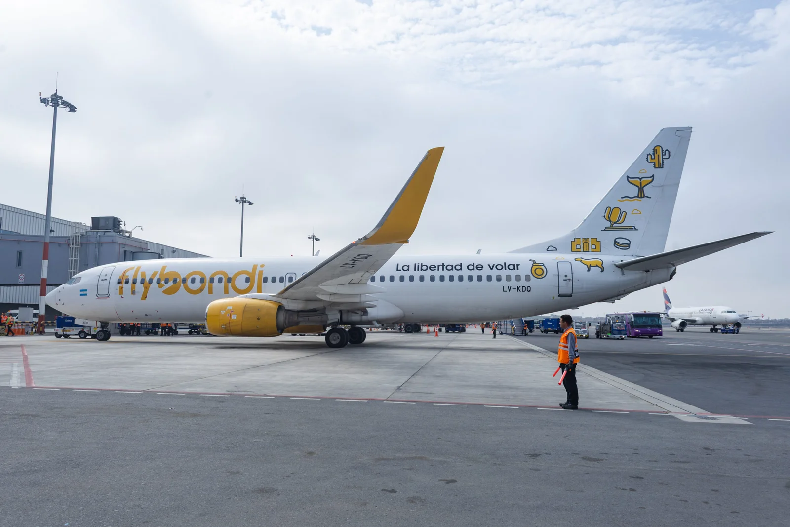 Flybondi mise sur l'avenir avec une flotte impressionnante d'A220 et 737 MAX 10