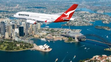 Le retour mouvementé du 10ème A380 de Qantas entre Sydney et Los Angeles intrigue les passagers