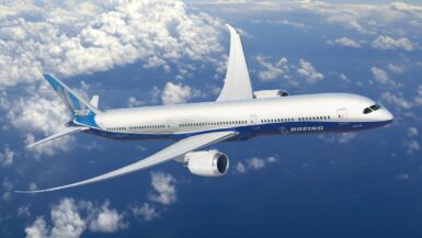 Boeing renforce ses liens avec la communauté aéronautique d'Oshkosh dans un élan de solidarité