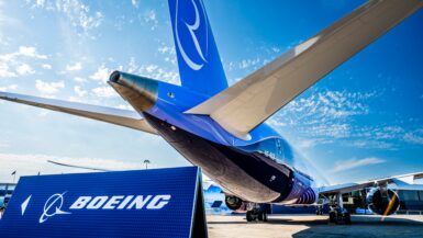 Boeing retrouve le chemin du profit grâce à une vente d'actifs majeure après des années de turbulences