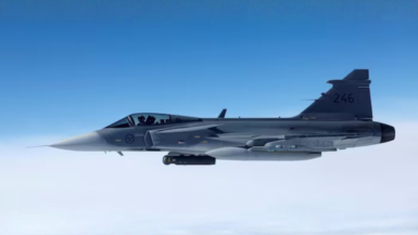 Saab envisage d'assembler des avions Gripen et GlobalEye au Canada, un projet qui pourrait redéfinir l'industrie aéronautique locale