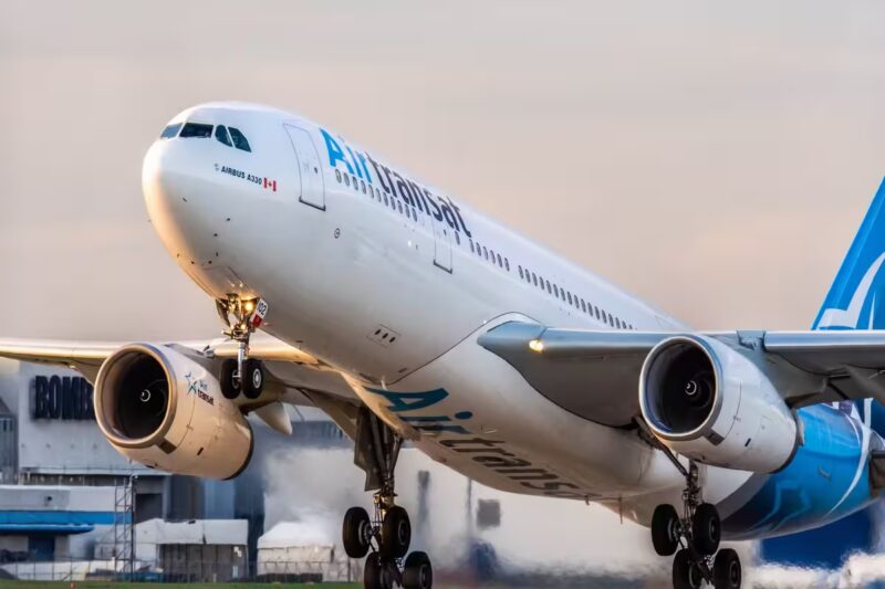 Les pilotes d'Air Transat voient leur salaire bondir de 60% apr&egrave;s des n&eacute;gociations tendues