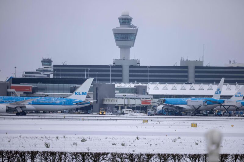 Schiphol et KLM r&eacute;inventent leur strat&eacute;gie hivernale apr&egrave;s une saison chaotique