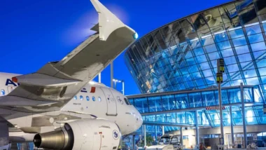 Nice Côte d’Azur accueille 15,23 millions de voyageurs et franchit un cap écologique inédit