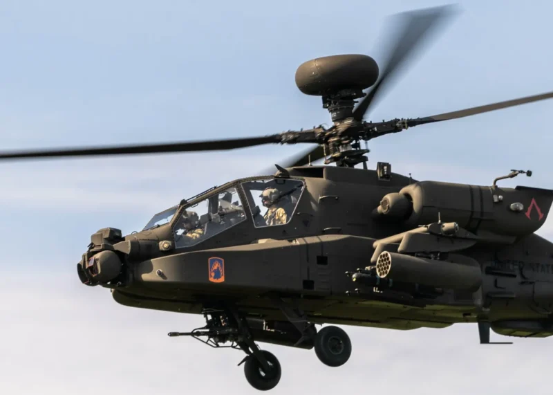 Isra&euml;l s'appr&ecirc;te &agrave; renforcer sa d&eacute;fense avec l'acquisition de 30 h&eacute;licopt&egrave;res AH-64E Guardian