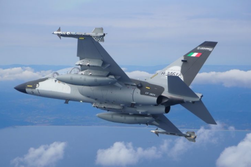 L'Indon&eacute;sie se tourne vers l'Italie pour moderniser sa flotte a&eacute;rienne avec les M346 de Leonardo