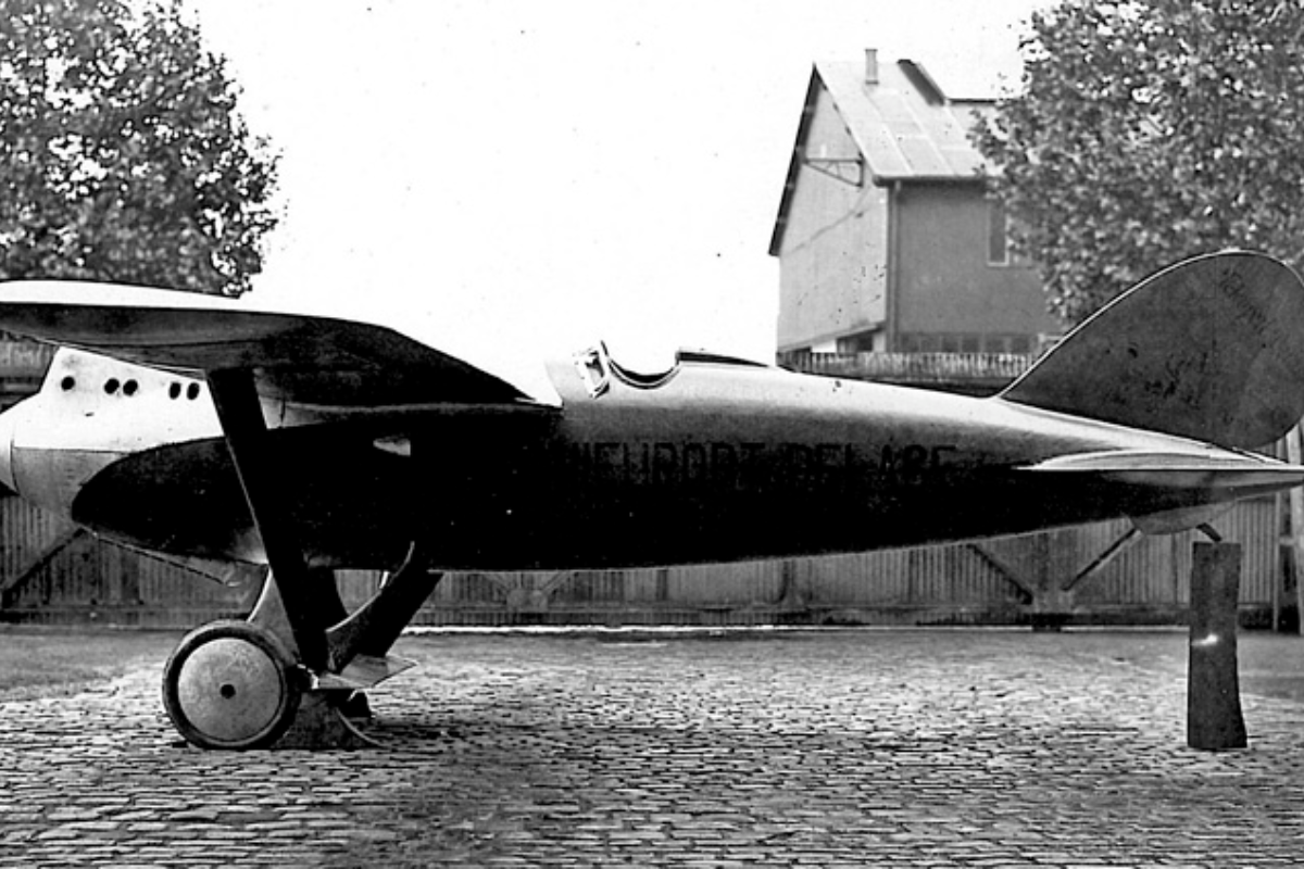 Joseph Sadi Lecointe a marqu&eacute; l&rsquo;histoire le 15 f&eacute;vrier 1923 avec un exploit a&eacute;rien spectaculaire
