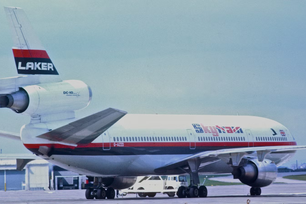 Le 8 f&eacute;vrier 1966, une compagnie britannique a boulevers&eacute; l&rsquo;aviation en lan&ccedil;ant le premier mod&egrave;le low-cost du pays