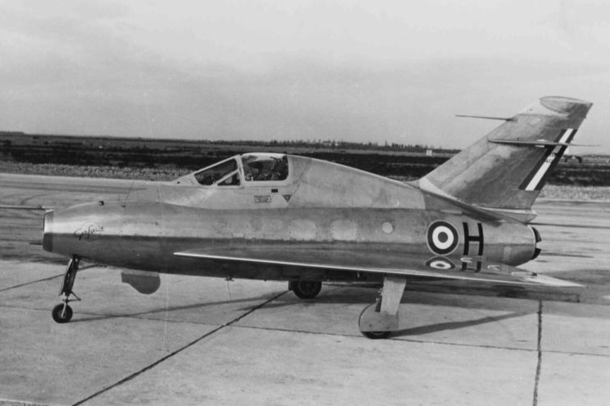 Le monde a&eacute;ronautique a &eacute;t&eacute; sid&eacute;r&eacute; le 16 f&eacute;vrier 1957 par une performance exceptionnelle