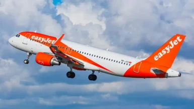 EasyJet subit l'hiver mais garde le cap pour un été prometteur selon ses dirigeants