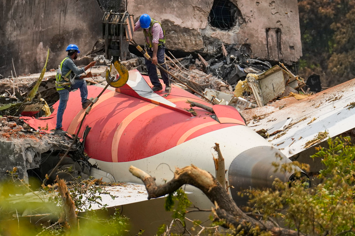 L'enqu&ecirc;te sur le crash d'Air India &agrave; Ahmedabad s'oriente vers une piste troublante